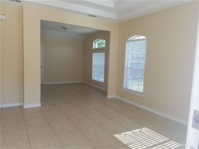 1208 W Wisconsin Road C, Edinburg, TX 78539
