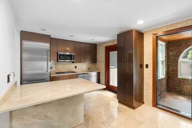 47-16 39TH Avenue, New York City, NY 11104