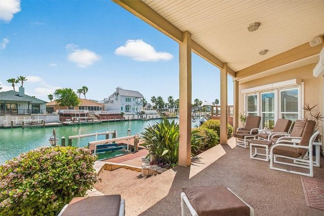 131 Sea Mist Dr, Aransas Pass, TX 78336
