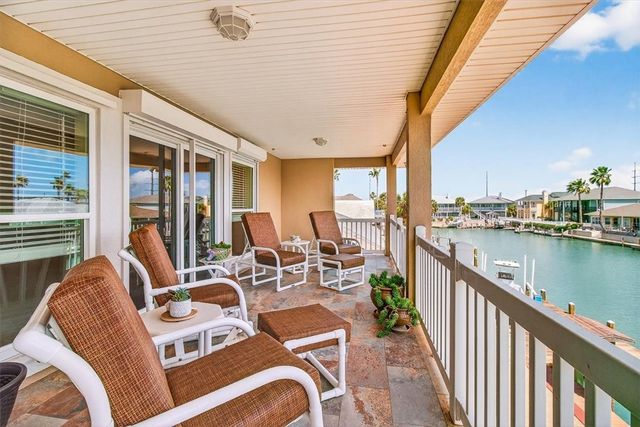 131 Sea Mist Dr, Aransas Pass, TX 78336