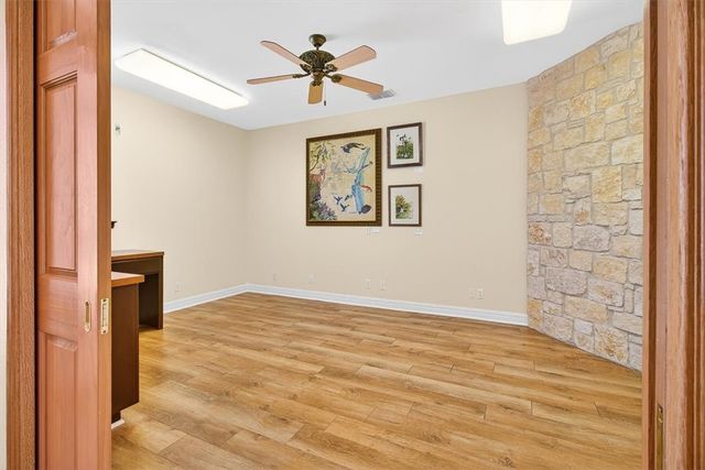 131 Sea Mist Dr, Aransas Pass, TX 78336