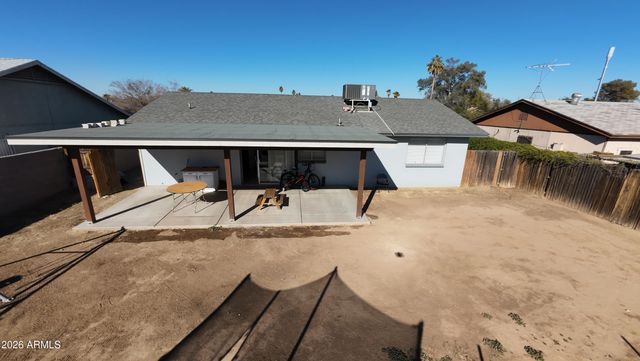 7521 W Flower Street, Phoenix, AZ 85033