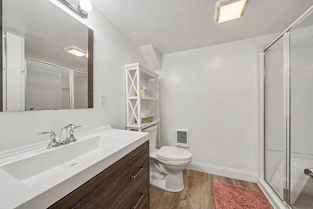 78 Doris Dr, Abington, MA 02351