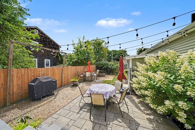 78 Doris Dr, Abington, MA 02351