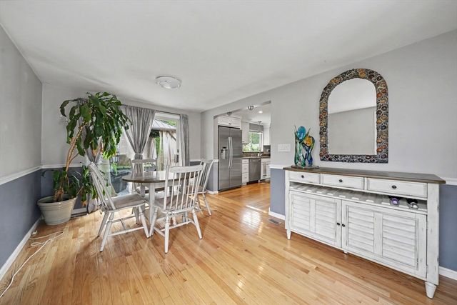 78 Doris Dr, Abington, MA 02351