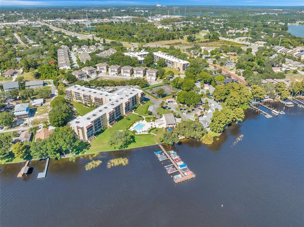 90 S HIGHLAND AVENUE 304, Tarpon Springs, FL 34689