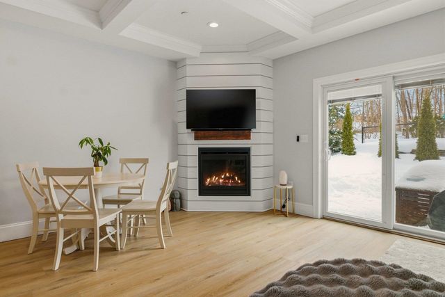 114 Saratoga Way Unit 2, Portsmouth, NH 03801