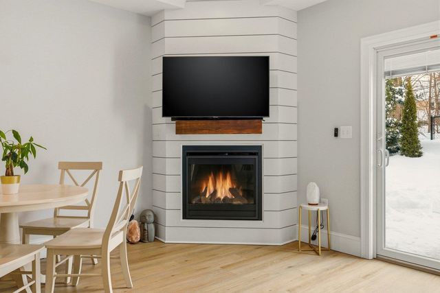 114 Saratoga Way Unit 2, Portsmouth, NH 03801