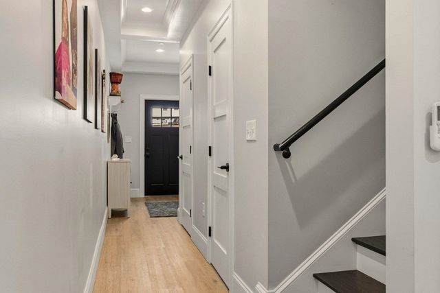 114 Saratoga Way Unit 2, Portsmouth, NH 03801