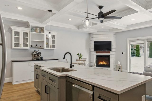 114 Saratoga Way Unit 2, Portsmouth, NH 03801