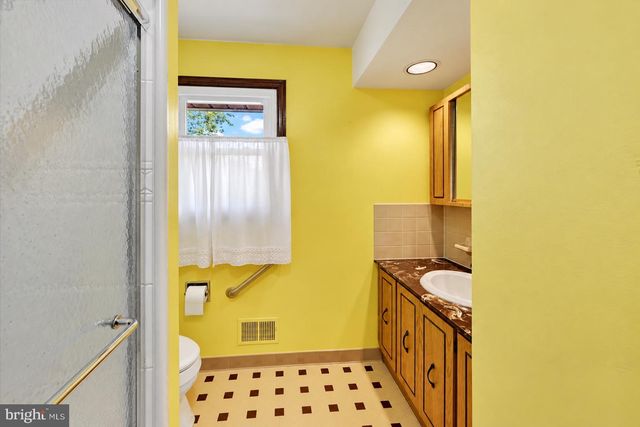13201 MILES RD, Middle River, MD 21220