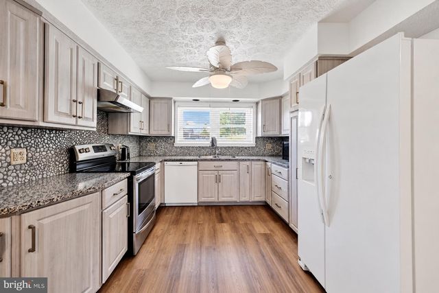 13201 MILES RD, Middle River, MD 21220