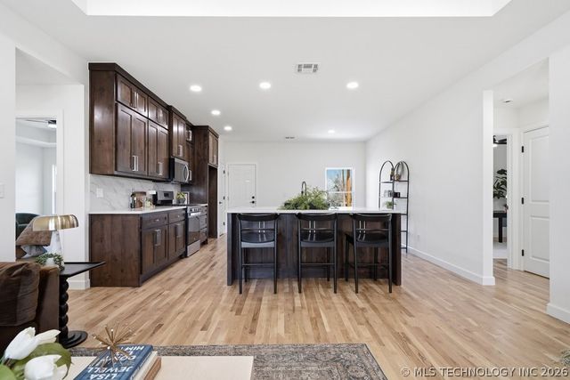 16101 E Oklahoma Street, Tulsa, OK 74116