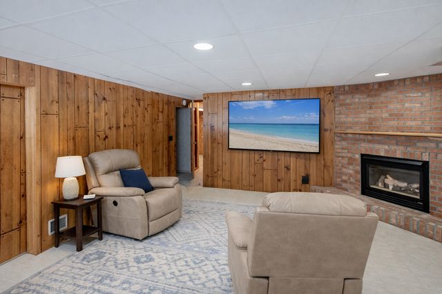 1769 Serpentine Drive, Eagan, MN 55122