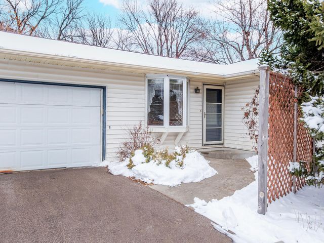 1769 Serpentine Drive, Eagan, MN 55122