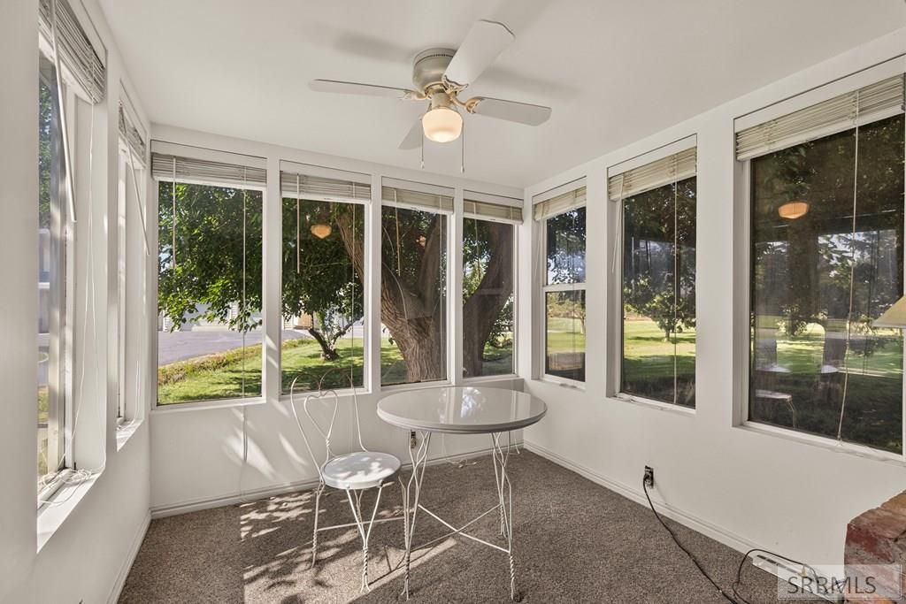 Image 11 of property listing at 1355 S Shilling Avenue, Blackfoot, ID 83221