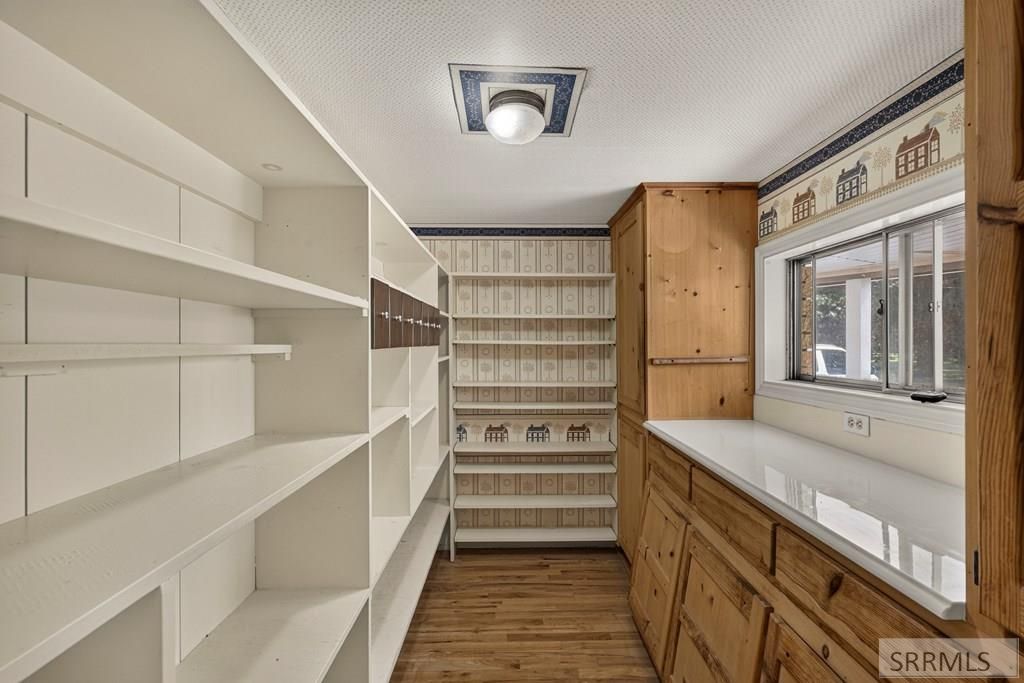 Image 21 of property listing at 1355 S Shilling Avenue, Blackfoot, ID 83221