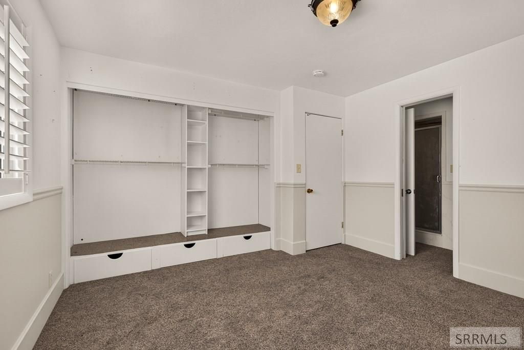 Image 23 of property listing at 1355 S Shilling Avenue, Blackfoot, ID 83221