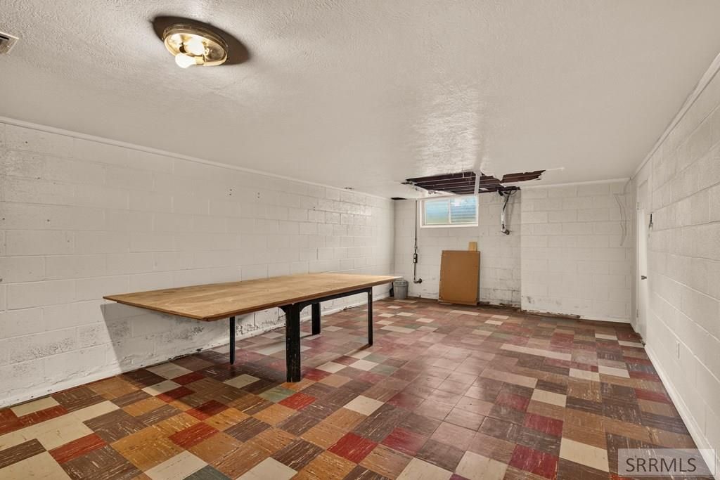 Image 39 of property listing at 1355 S Shilling Avenue, Blackfoot, ID 83221