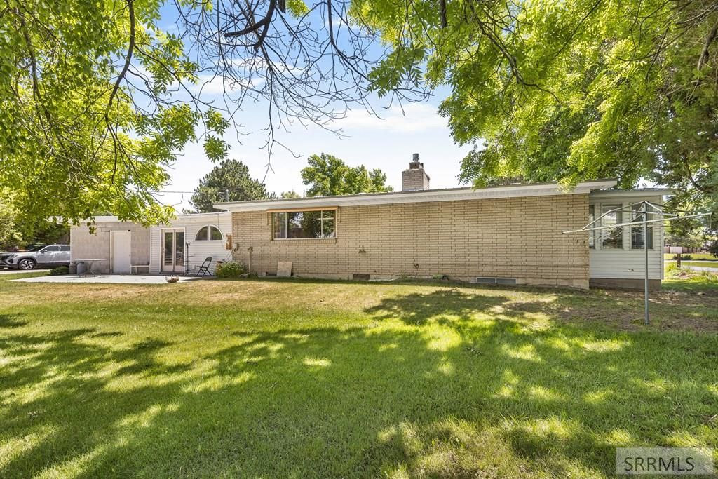 Image 55 of property listing at 1355 S Shilling Avenue, Blackfoot, ID 83221