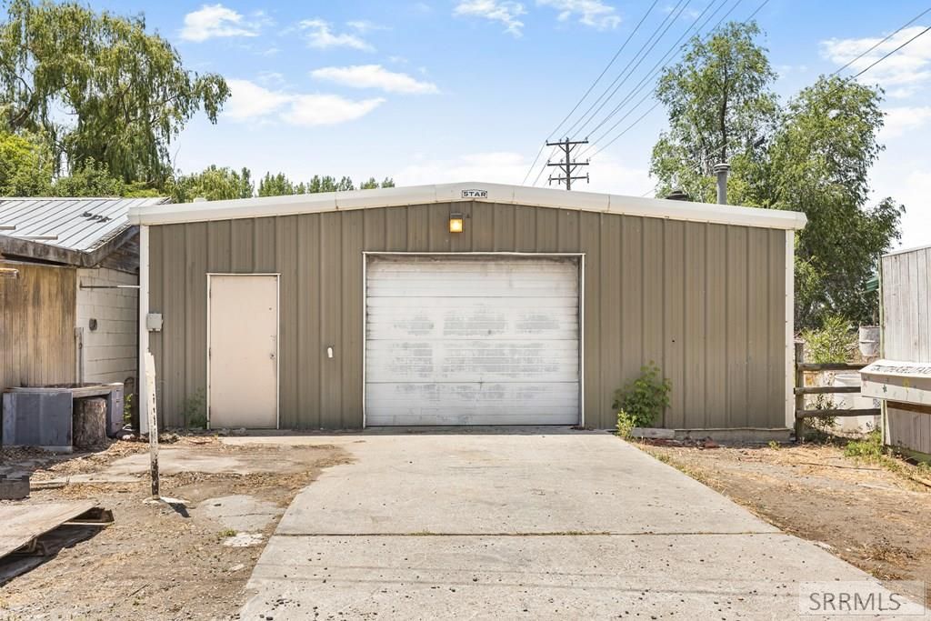 Image 57 of property listing at 1355 S Shilling Avenue, Blackfoot, ID 83221