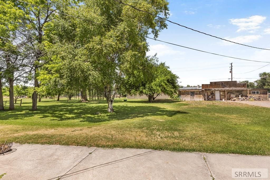 Image 64 of property listing at 1355 S Shilling Avenue, Blackfoot, ID 83221