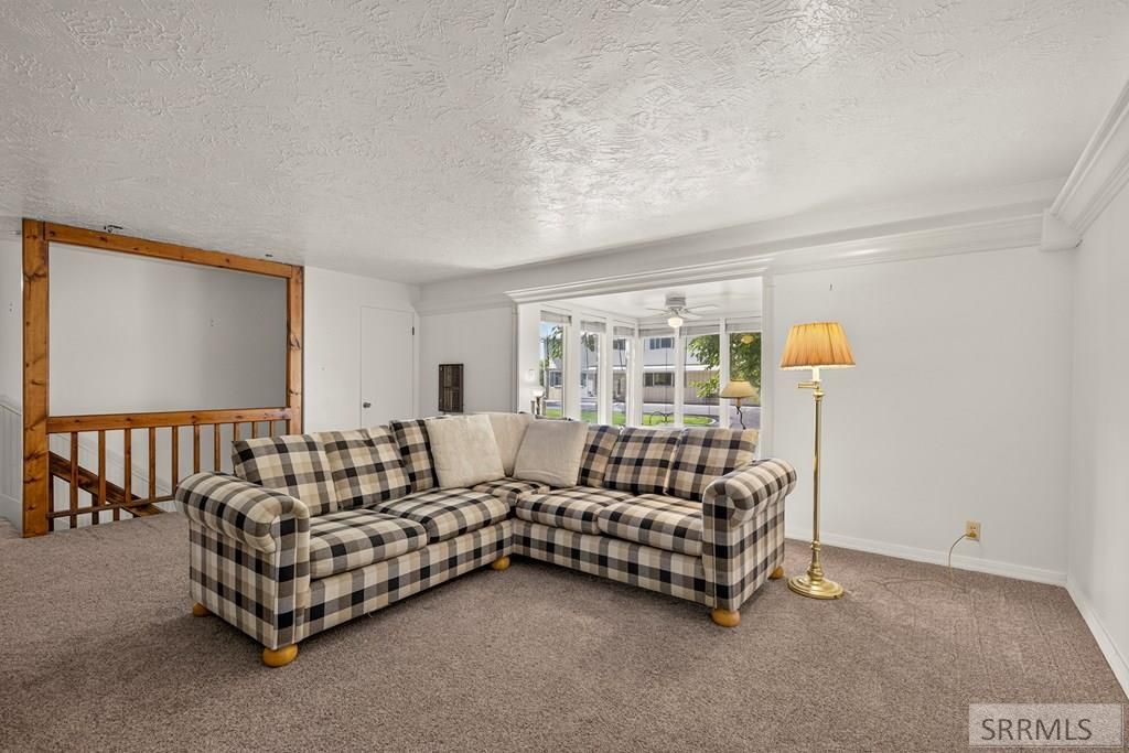 Image 9 of property listing at 1355 S Shilling Avenue, Blackfoot, ID 83221