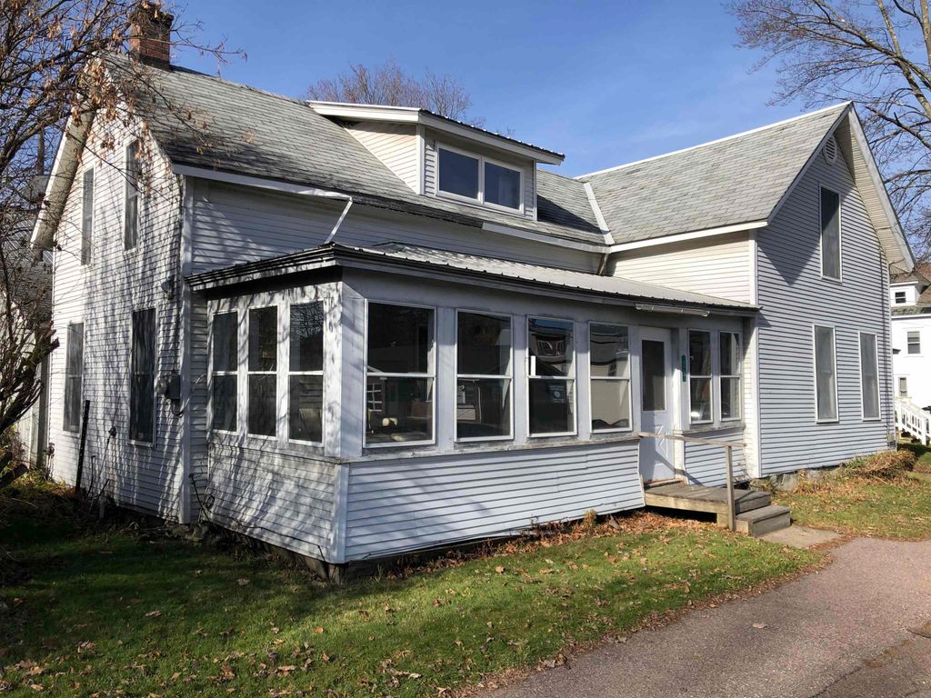 25 Main Street, Cambridge, VT 05464