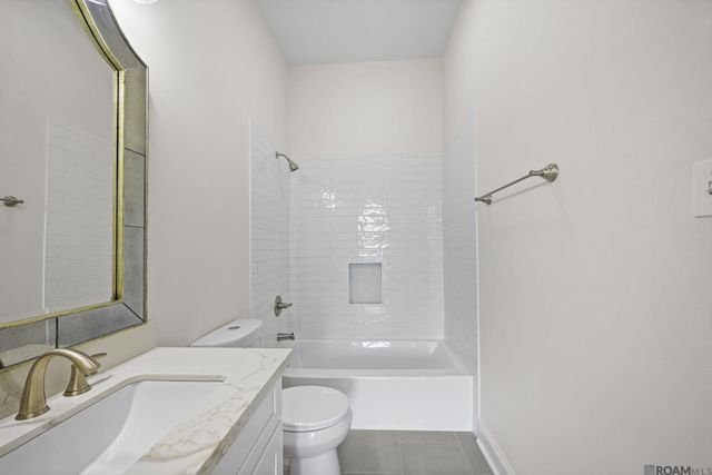 1033 W Worthey St, Gonzales, LA 70737