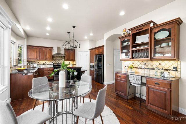 683 W Indian Rocks, Meridian, ID 83646