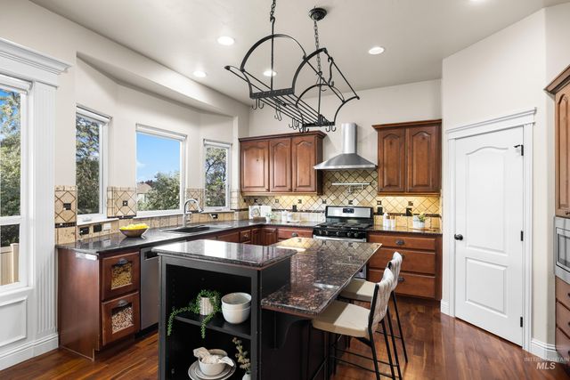 683 W Indian Rocks, Meridian, ID 83646
