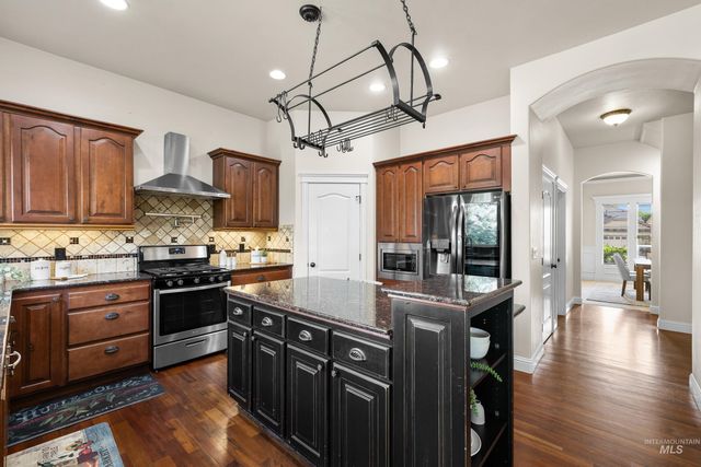 683 W Indian Rocks, Meridian, ID 83646