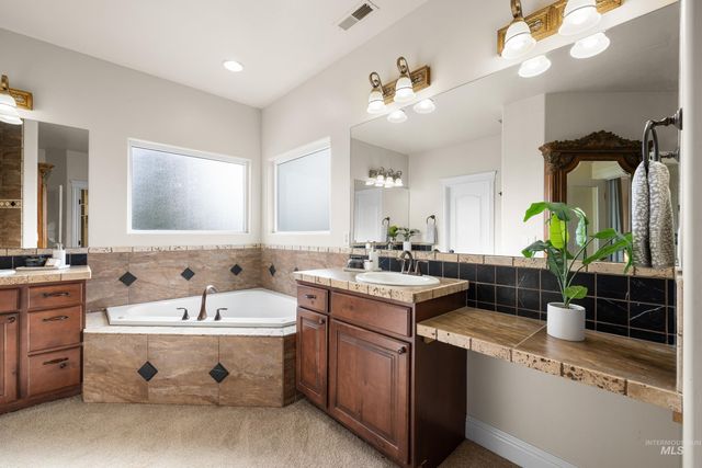 683 W Indian Rocks, Meridian, ID 83646