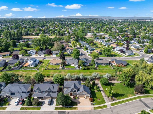 683 W Indian Rocks, Meridian, ID 83646