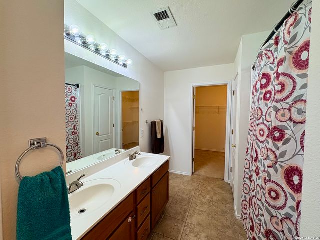 5438 Stormy Autumn, San Antonio, TX 78247
