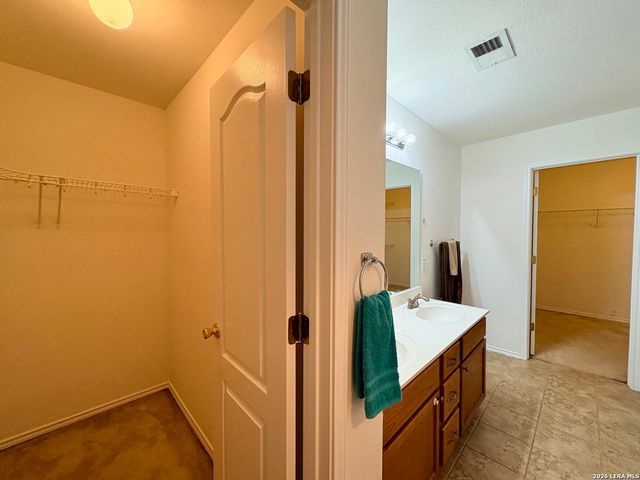 5438 Stormy Autumn, San Antonio, TX 78247