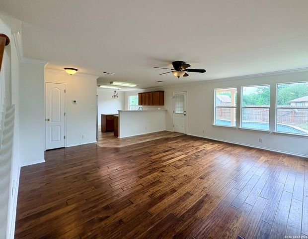 5438 Stormy Autumn, San Antonio, TX 78247