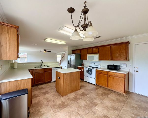 5438 Stormy Autumn, San Antonio, TX 78247