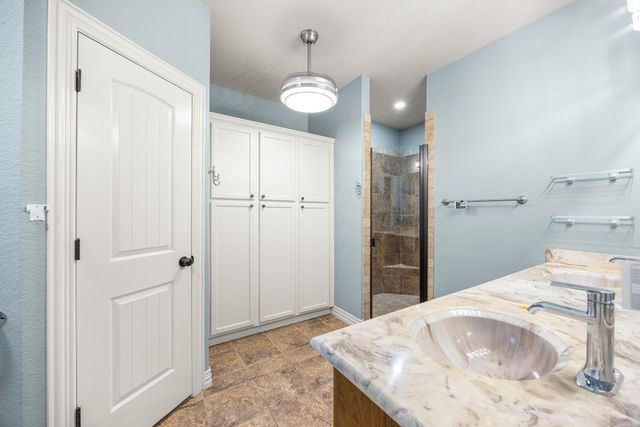 304 Jade Lane, Weatherford, TX 76086
