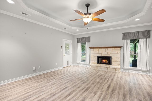 304 Jade Lane, Weatherford, TX 76086