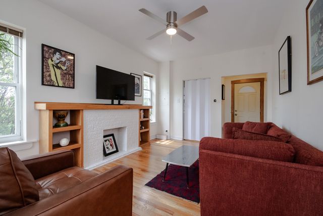 3434 W Leland Avenue 3E, Chicago, IL 60625