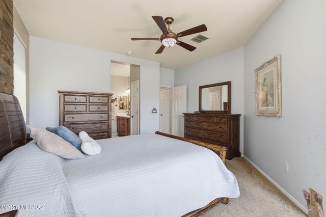 461 W Astruc Drive, Green Valley, AZ 85614