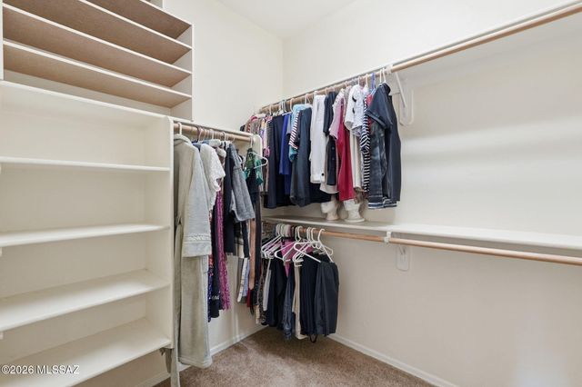 461 W Astruc Drive, Green Valley, AZ 85614