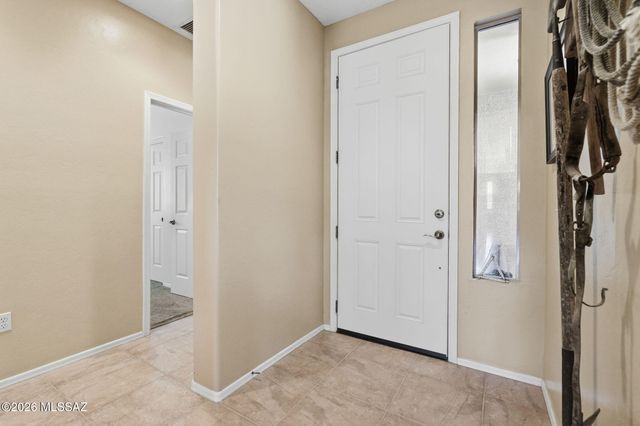 461 W Astruc Drive, Green Valley, AZ 85614