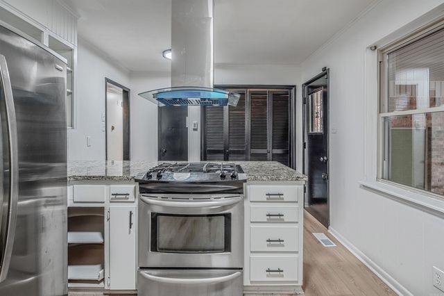 1112 N Hughes Street, Little Rock, AR 72007