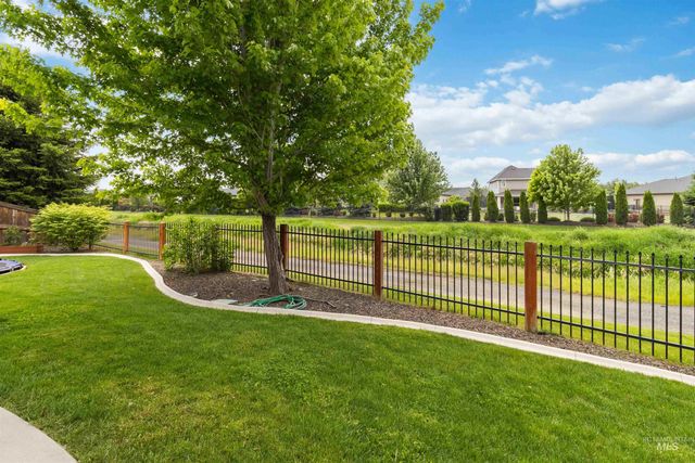 9561 W Wildbranch Dr., Star, ID 83669