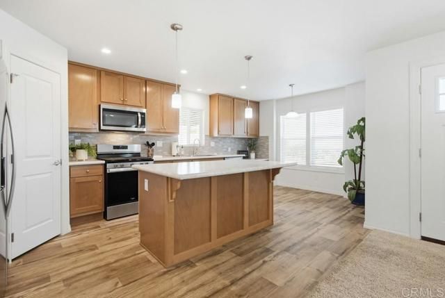 2250 N Broadway 7, Escondido, CA 92026