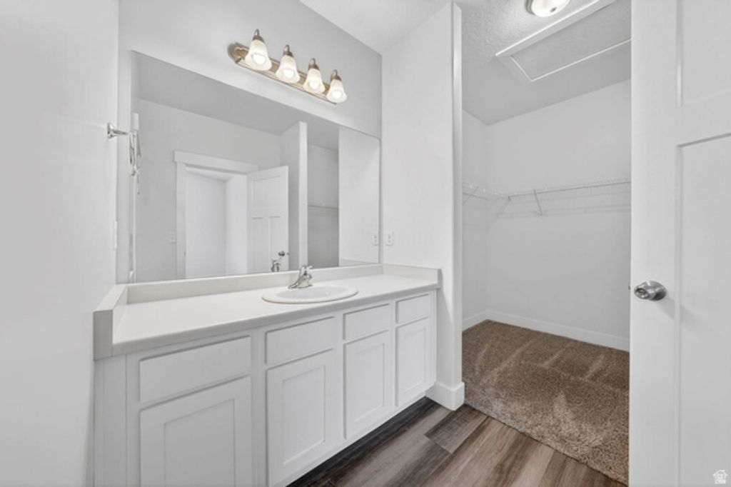 Image 15 of property listing at 698 N 380 W #AA 303, Vineyard, UT 84059