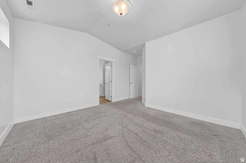 Image 16 of property listing at 698 N 380 W #AA 303, Vineyard, UT 84059