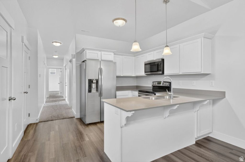 Image 3 of property listing at 698 N 380 W #AA 303, Vineyard, UT 84059